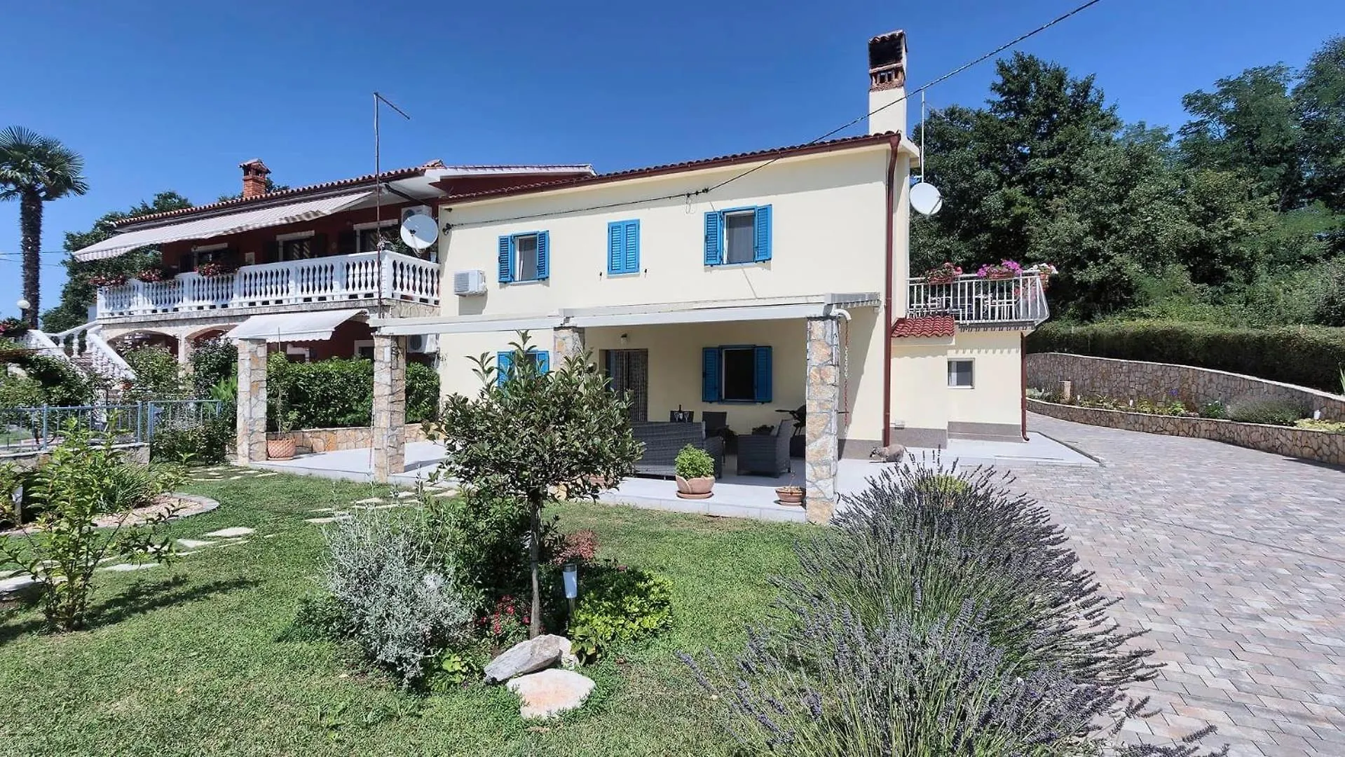 Nyaraló Villa Emma, A Charming Villa In An Idyllic Location Ner The Sea Strmac